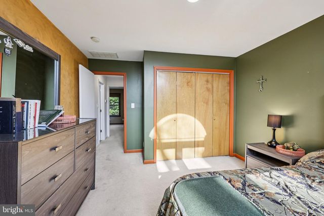 12504 HAWKINS LN, Spotsylvania, VA 22551