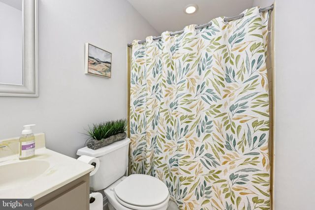 12504 HAWKINS LN, Spotsylvania, VA 22551