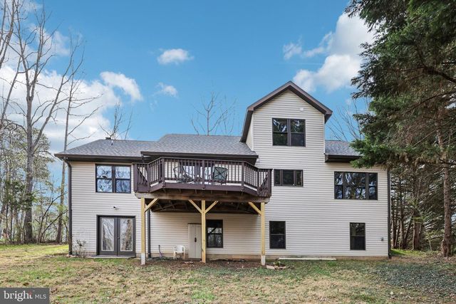 12504 HAWKINS LN, Spotsylvania, VA 22551