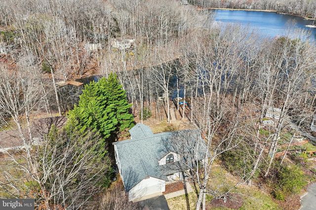 12504 HAWKINS LN, Spotsylvania, VA 22551