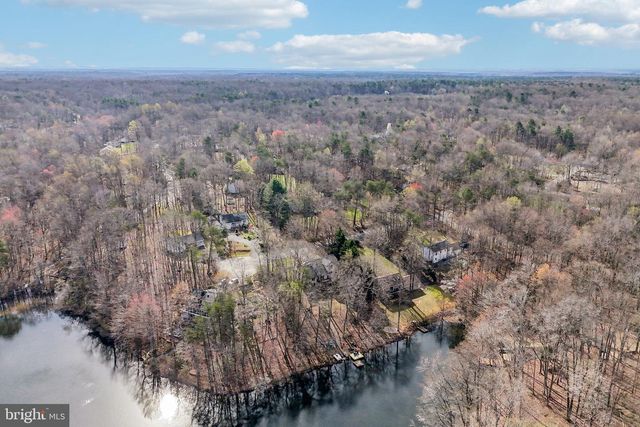 12504 HAWKINS LN, Spotsylvania, VA 22551