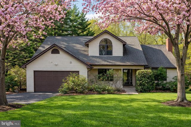 12504 HAWKINS LN, Spotsylvania, VA 22551