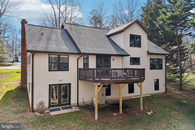 12504 HAWKINS LN, Spotsylvania, VA 22551