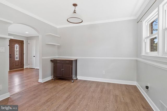 5906 1ST ST N, Arlington, VA 22203