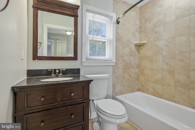 5906 1ST ST N, Arlington, VA 22203