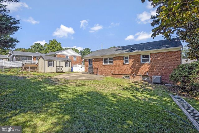 5906 1ST ST N, Arlington, VA 22203