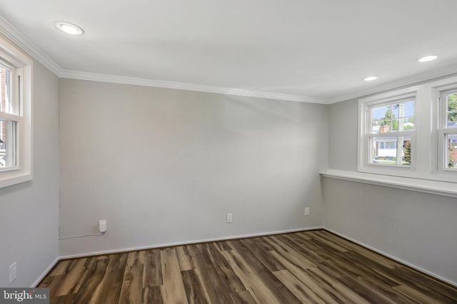 5906 1ST ST N, Arlington, VA 22203