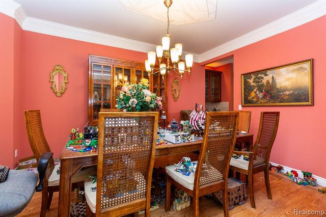 49759 Lakebridge Drive, Shelby Twp, MI 48315