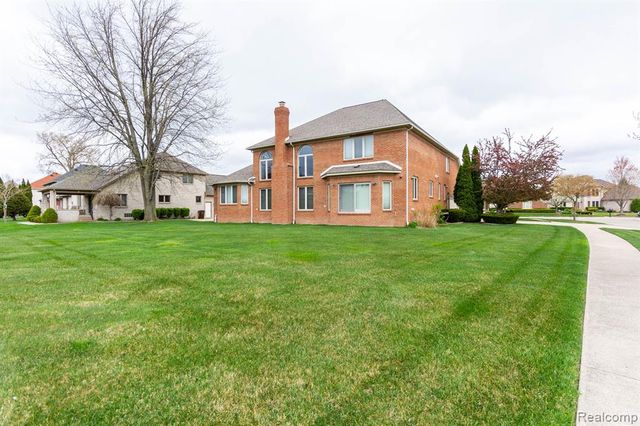 49759 Lakebridge Drive, Shelby Twp, MI 48315