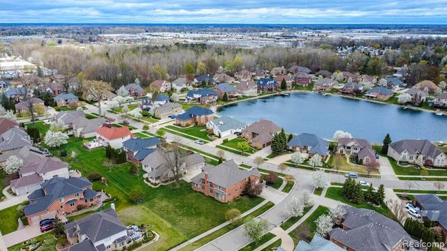 49759 Lakebridge Drive, Shelby Twp, MI 48315
