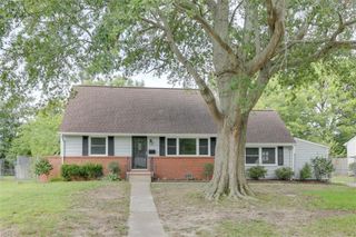 215 E Chickasaw RD, Virginia Beach, VA 23462