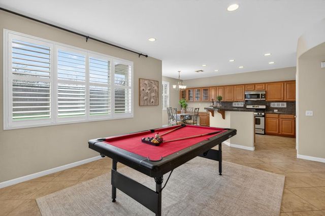 9988 Autumn Sage Way, Elk Grove, CA 95757