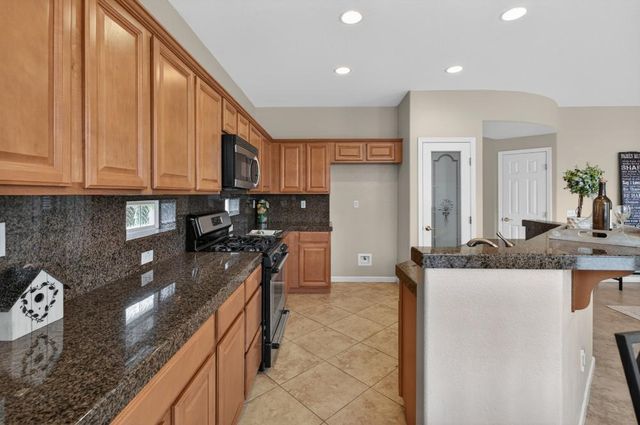 9988 Autumn Sage Way, Elk Grove, CA 95757