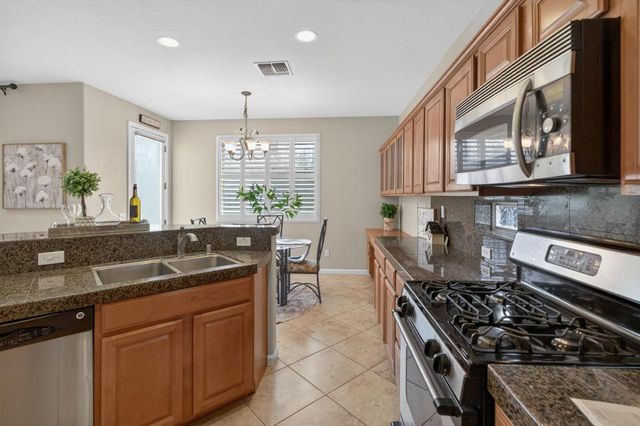 9988 Autumn Sage Way, Elk Grove, CA 95757
