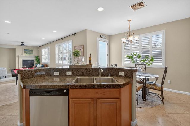 9988 Autumn Sage Way, Elk Grove, CA 95757