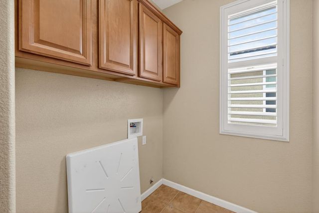 9988 Autumn Sage Way, Elk Grove, CA 95757