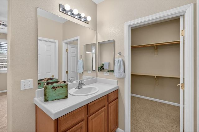 9988 Autumn Sage Way, Elk Grove, CA 95757