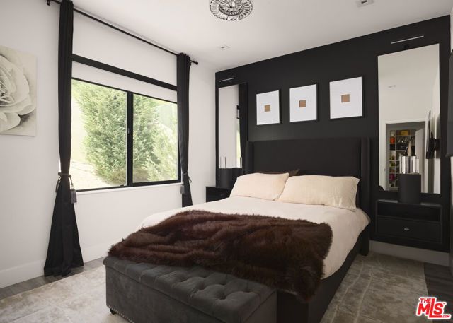 4967 Llano Drive, Woodland Hills (los Angeles), CA 91364