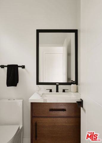 4967 Llano Drive, Woodland Hills (los Angeles), CA 91364