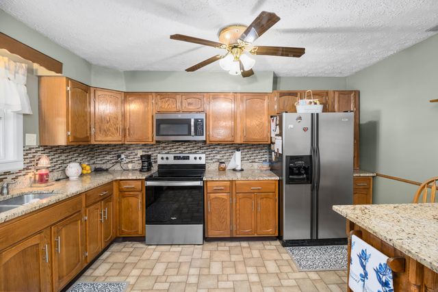 8356 E Laurel Road, London, KY 40741