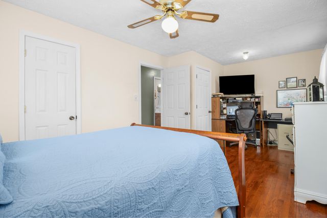8356 E Laurel Road, London, KY 40741
