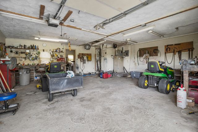 8356 E Laurel Road, London, KY 40741