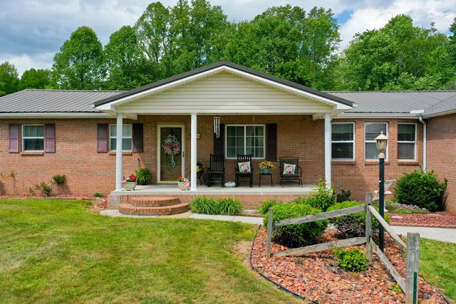 8356 E Laurel Road, London, KY 40741