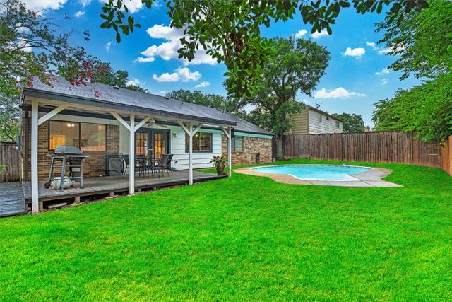 6312 Brookgate Drive, Arlington, TX 76016