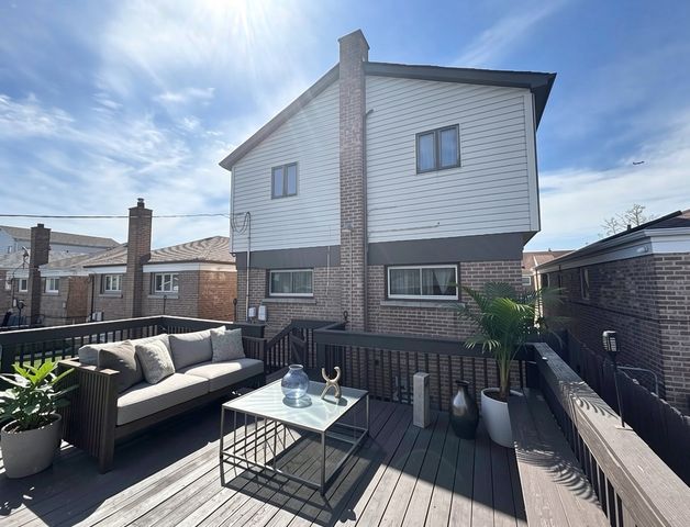 5818 W 60th Street, Chicago, IL 60638