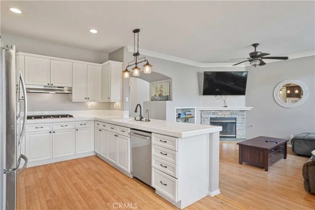 27624 Briarcliff Place, Valencia, CA 91354