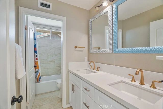 27624 Briarcliff Place, Valencia, CA 91354