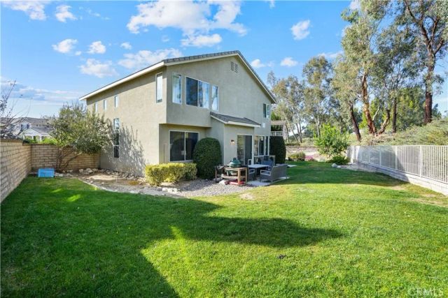 27624 Briarcliff Place, Valencia, CA 91354