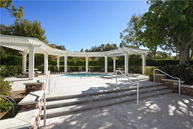 27624 Briarcliff Place, Valencia, CA 91354