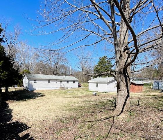 5 Dale Drive, St Charles, MO 63303