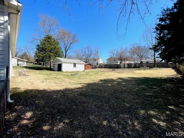 5 Dale Drive, St Charles, MO 63303