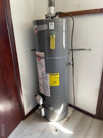 5 Dale Drive, St Charles, MO 63303