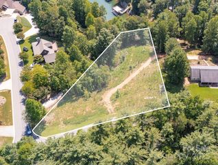 332 Waterglyn Way 27, Nebo, NC 28761
