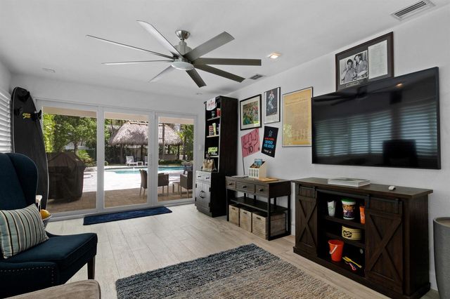3319 NE 18TH Street, Fort Lauderdale, FL 33305