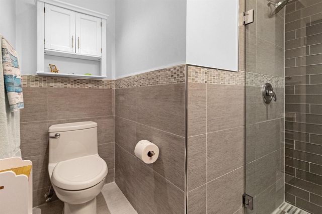 3319 NE 18TH Street, Fort Lauderdale, FL 33305
