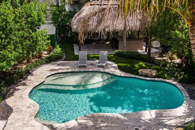 3319 NE 18TH Street, Fort Lauderdale, FL 33305