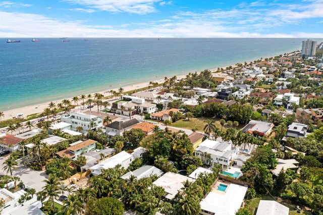 3319 NE 18TH Street, Fort Lauderdale, FL 33305