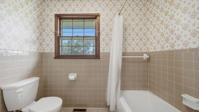 3945 Bow Street NE, Cleveland, TN 37312