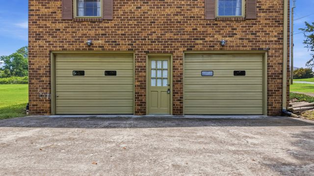 3945 Bow Street NE, Cleveland, TN 37312