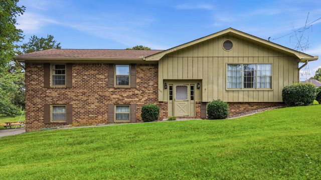 3945 Bow Street NE, Cleveland, TN 37312