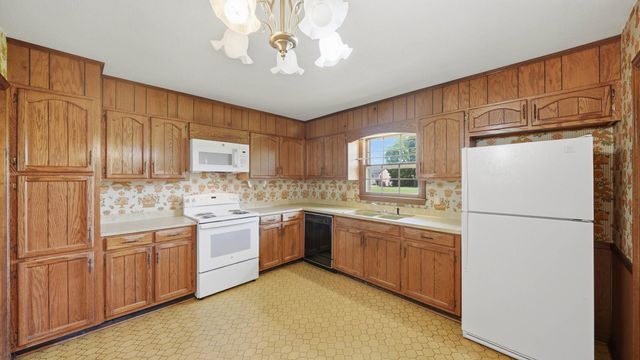 3945 Bow Street NE, Cleveland, TN 37312