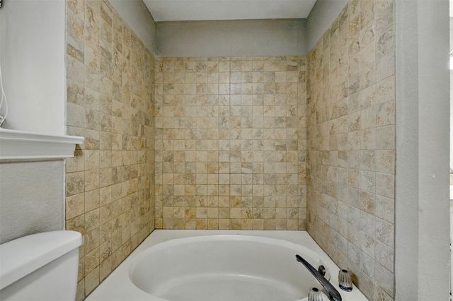 560 Dandelion Drive, Cedar Hill, TX 75104