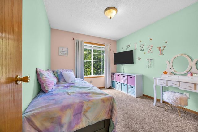 869 Augusta Circle, North Liberty, IA 52317