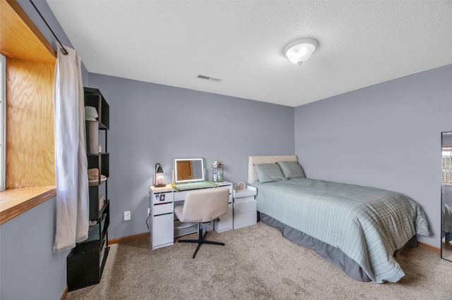 869 Augusta Circle, North Liberty, IA 52317