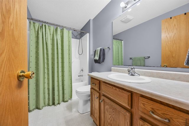 869 Augusta Circle, North Liberty, IA 52317
