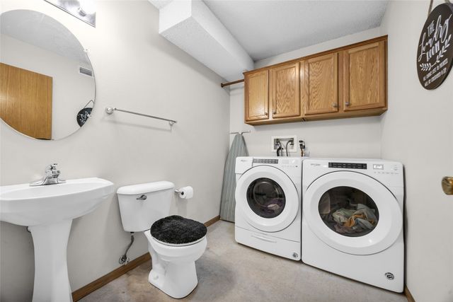 869 Augusta Circle, North Liberty, IA 52317